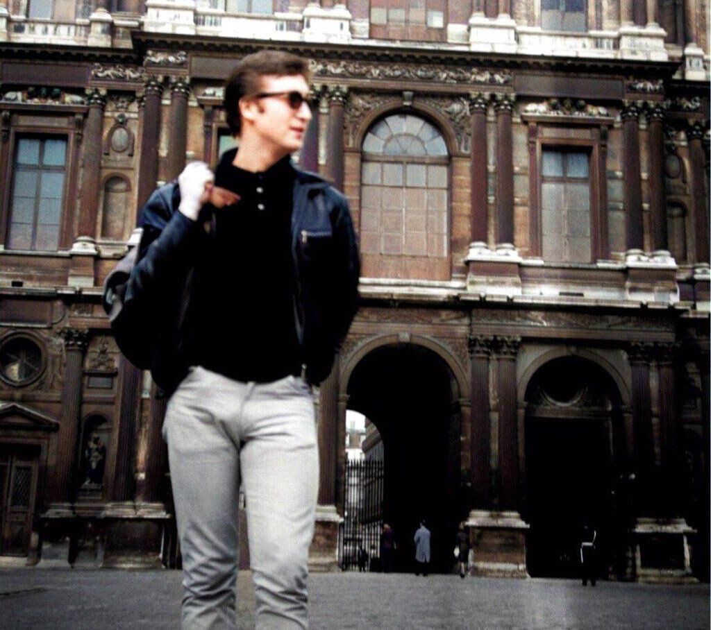 John Lennon in Paris on his 21st birthday (1961)

📸: Paul McCartney