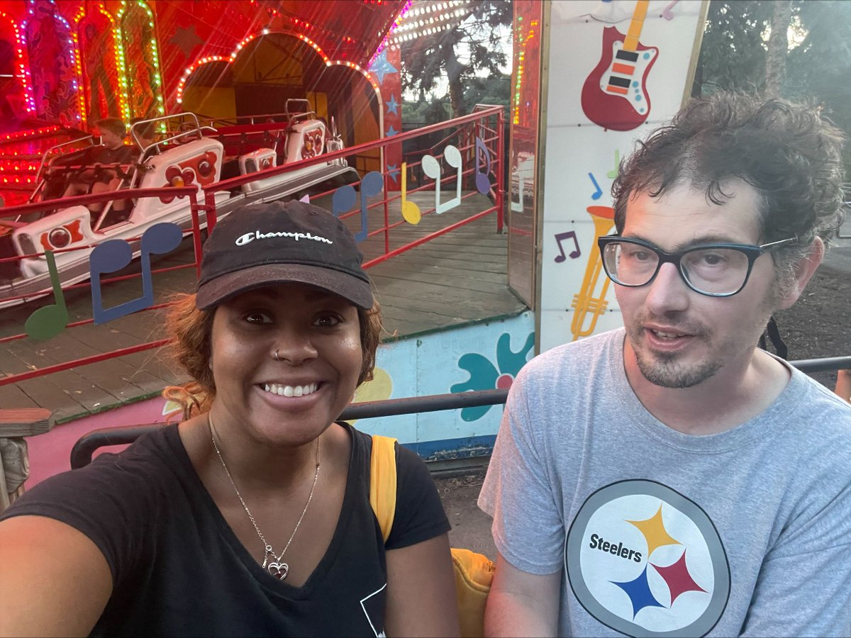 ValComScvs's tweet image. Already looking fondly back on summer!

A group from our central region drove all the way to Kennywood to cap off their community activities for the summer!

#SupportingPeople