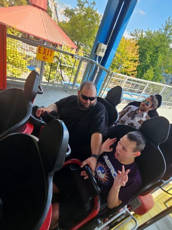 ValComScvs's tweet image. Already looking fondly back on summer!

A group from our central region drove all the way to Kennywood to cap off their community activities for the summer!

#SupportingPeople