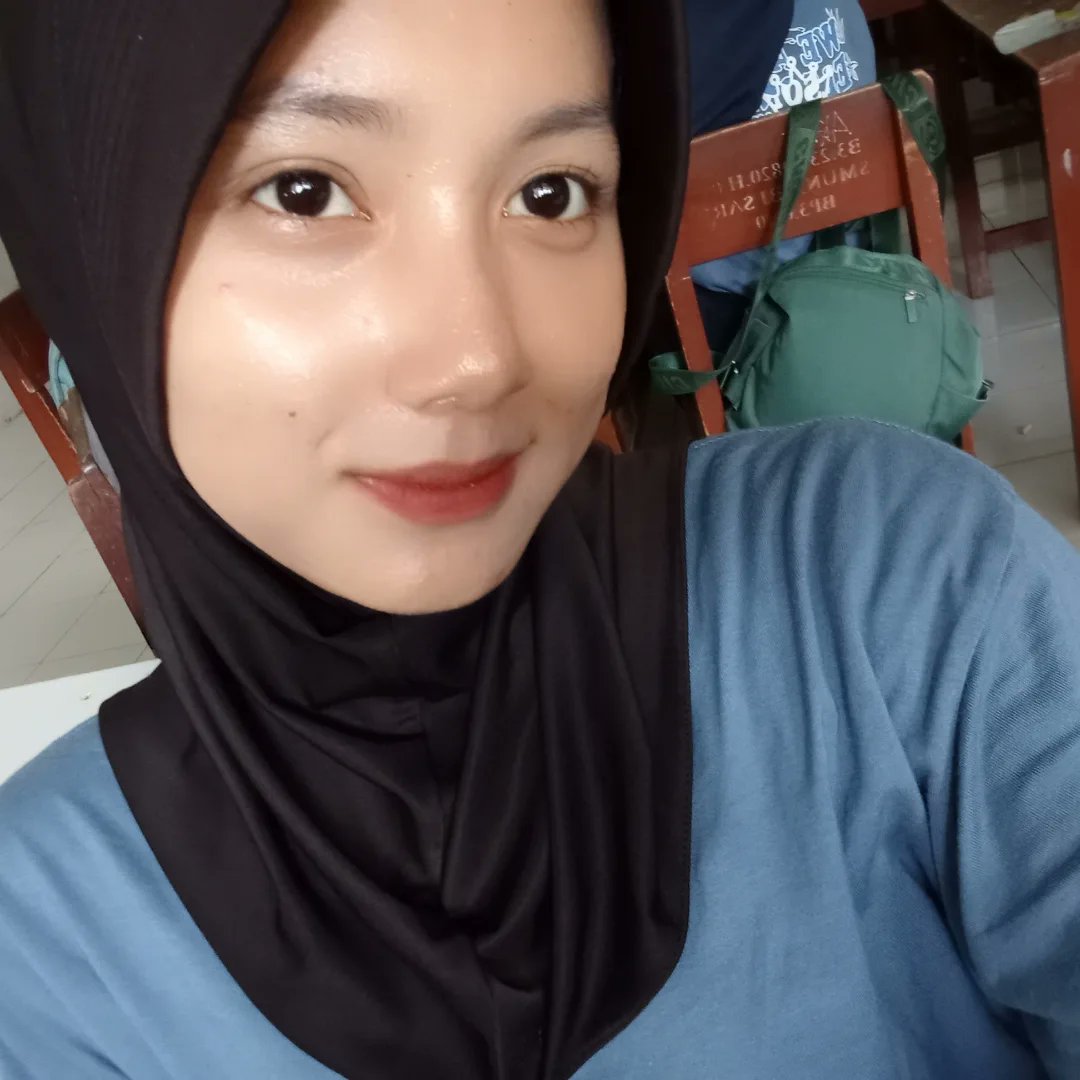 Sybilhoe's tweet photo. Kelas lagii #chatseks #chatseksbrutal https://t.co/uE5pWGb2AO