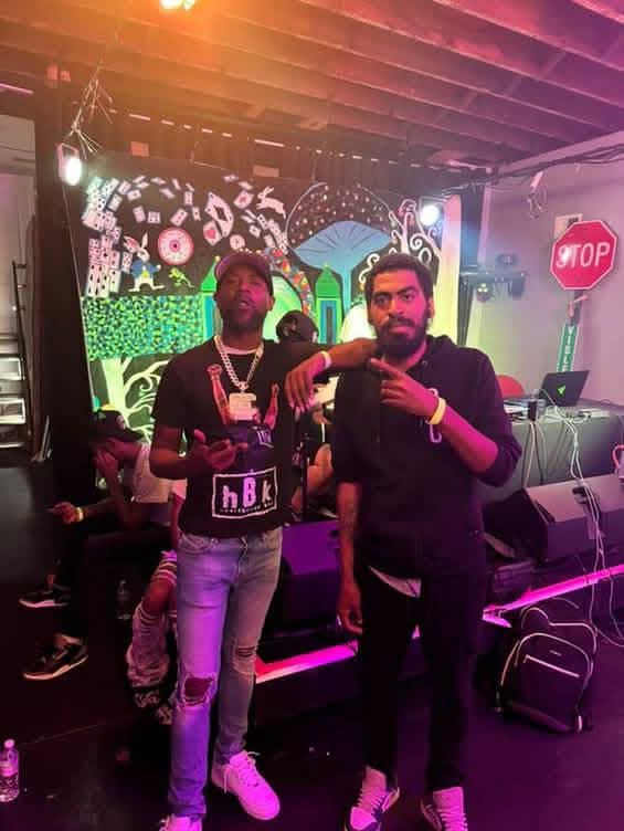 Stutter0713's tweet image. The one Time I Met One Of the 🐐 
Fucking Android phones 😭😭😭😭
SOMEONETAG HIM PLEASE 🙏🏾