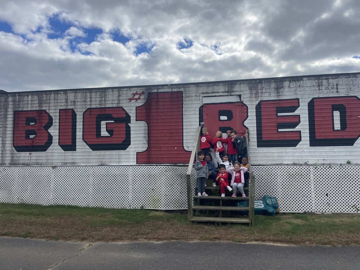 Tina Conti tweet media