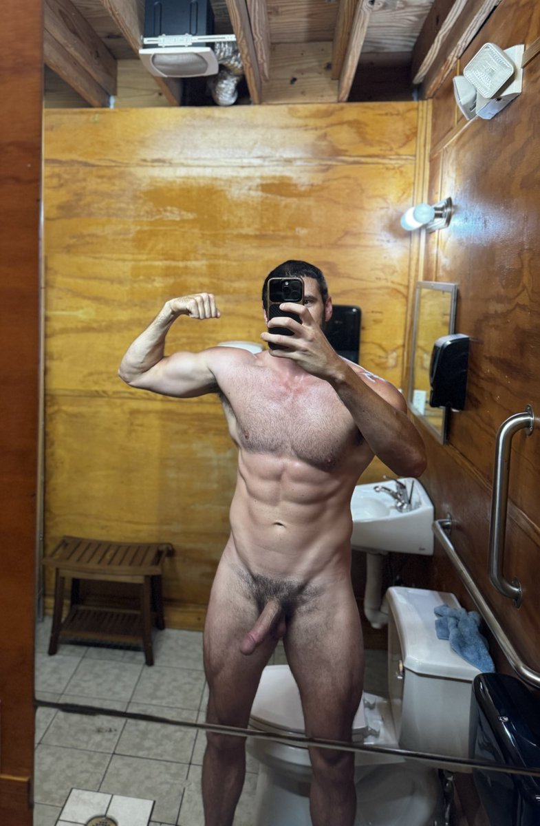 Wine night is on Thursday this week yall! 😃 

chaturbate.com/chasemason20

Monday 10/13 <a href="/9pm/">9pm</a> EST 🍀6
Thursday 10/16 <a href="/9pm/">9pm</a> EST 🍷🍻 
Friday 10/17 <a href="/5pm/">5pm.co.uk</a> EST
Sunday 10/19 <a href="/5pm/">5pm.co.uk</a> EST 🐝💤