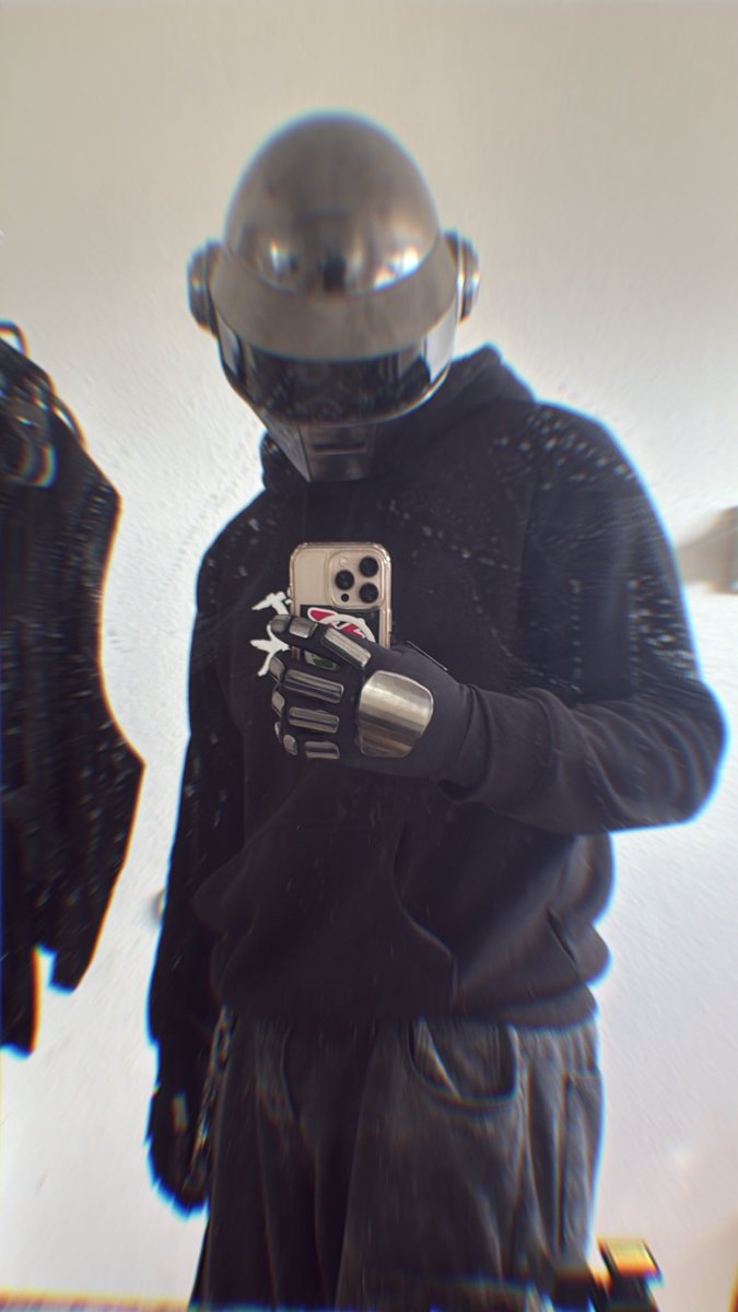 i’m the guy from fortnite‼️