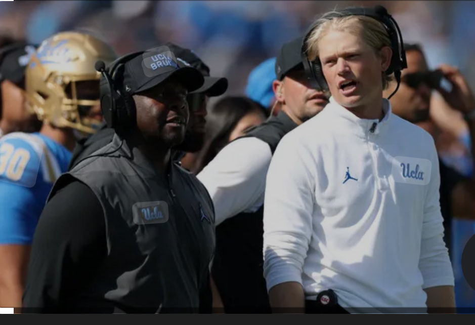 xjhoodespn's tweet image. .@HowardGriffith from @B1Gfootball joined me to talk #CFB. Coach Cignetti and #IUFB, James Franklin’s firing, a preview of #GoIrish and #FightOn and more! 

Subscribe: 
youtu.be/TCaa1rWheac?si…