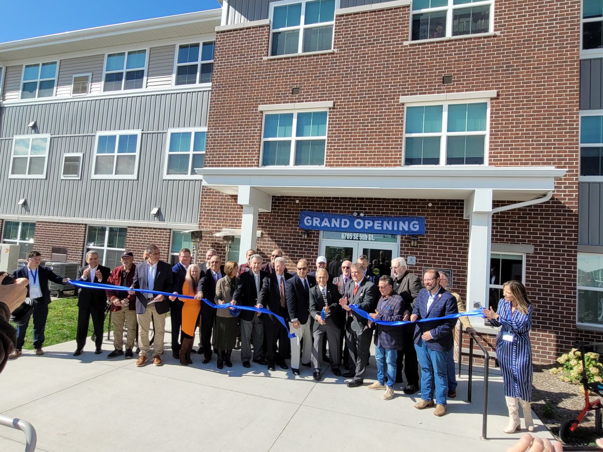 AhepaSL's tweet photo. ๐ Ribbon cut in Des Moines! ๐
AHEPA Senior Living just opened AHEPA 192 Phase 4 Apartments โ 90 beautiful new homes for seniors to live independently and thrive. ๐ก๐
https://t.co/5Nw1NgJXnl
#FindPeaceOfMind #AffordableSeniorHousing #ServiceCoordination #DesMoines #HUD202 https://t.co/xwh3QDB9mg