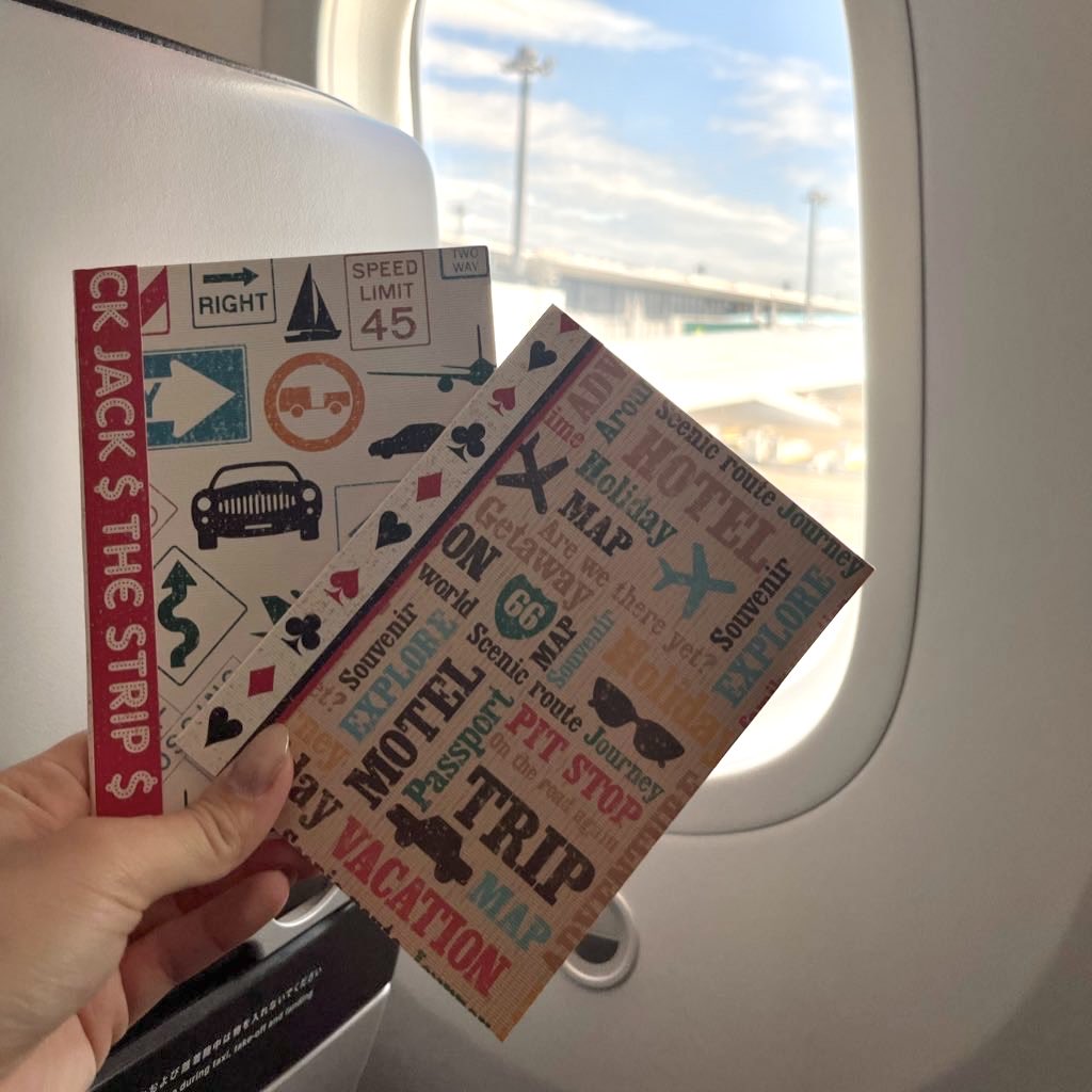 anto1832's tweet photo. 私の趣味も見てほしい🙋‍♀️
一緒に旅する人、行く場所で表紙選ぶのも楽しくて好き🫶🏻 https://t.co/YRsqBuEzCX