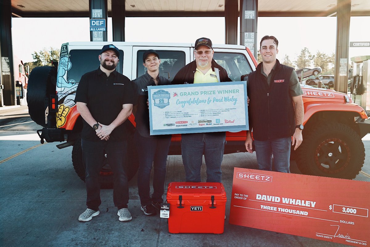TruckerPathApp's tweet image. 🎉 Big congrats to David Whaley from Citra, FL — winner of the 4th annual National Truck Driver Appreciation Sweepstakes! 
He’s taking home over $10,000 in prizes from amazing sponsors like Sheetz, Double Coin Tires, Exxon Mobil, Red Roof Inn, Rokform, Wyndham Hotels &amp;amp; more!