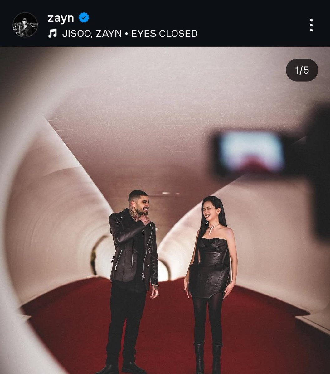 liviidmaam's tweet image. When I say jisoo hits different I mean this