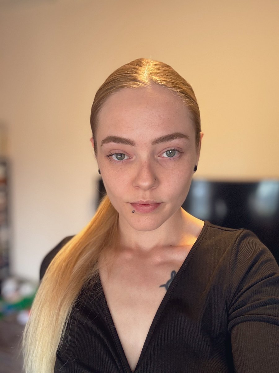 God Kay ♡ | 𝖋𝖎𝖓𝖉𝖔𝖒 tweet media