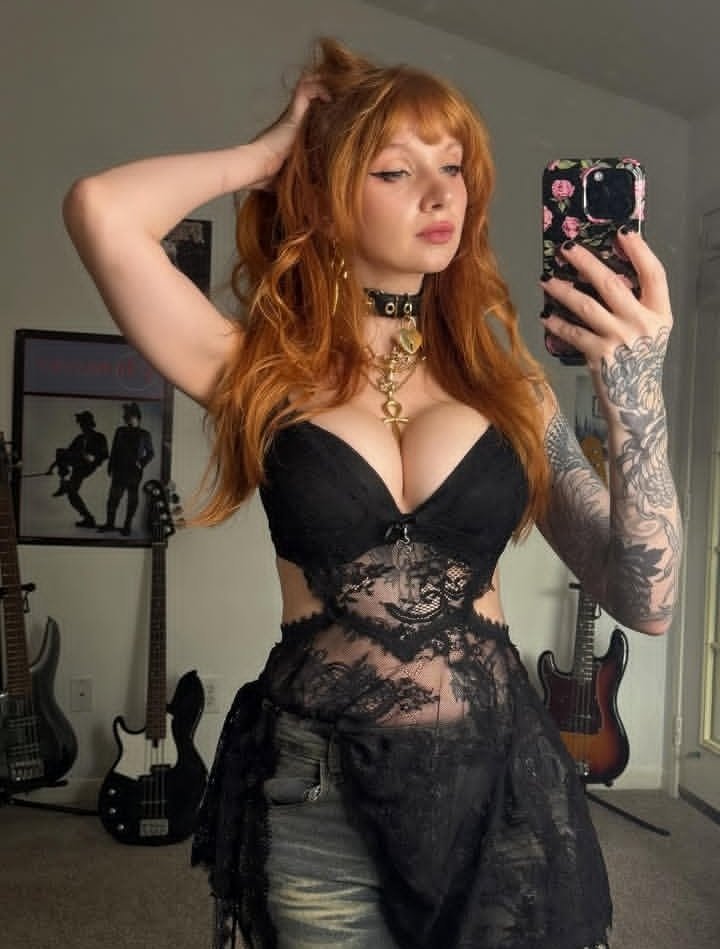 Attention !!! GoddessMorgan is in good mood today and ready for sessions with the lucky PIG 🐷 
DMs with only $50
Note: Just only one Lucky PIG 🐖