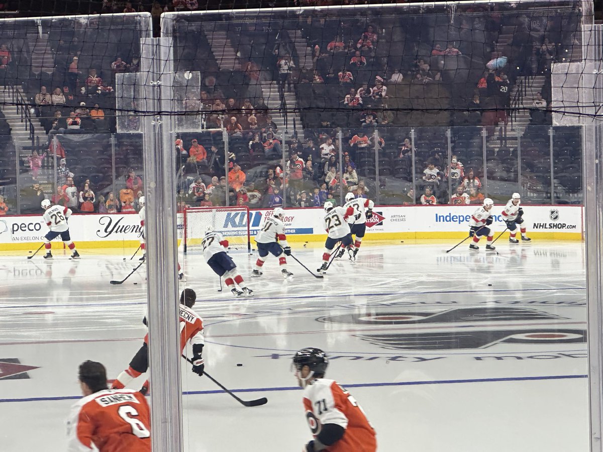 KPRC2Gil's tweet image. Checking in from @XMobileArena! Go Cats!