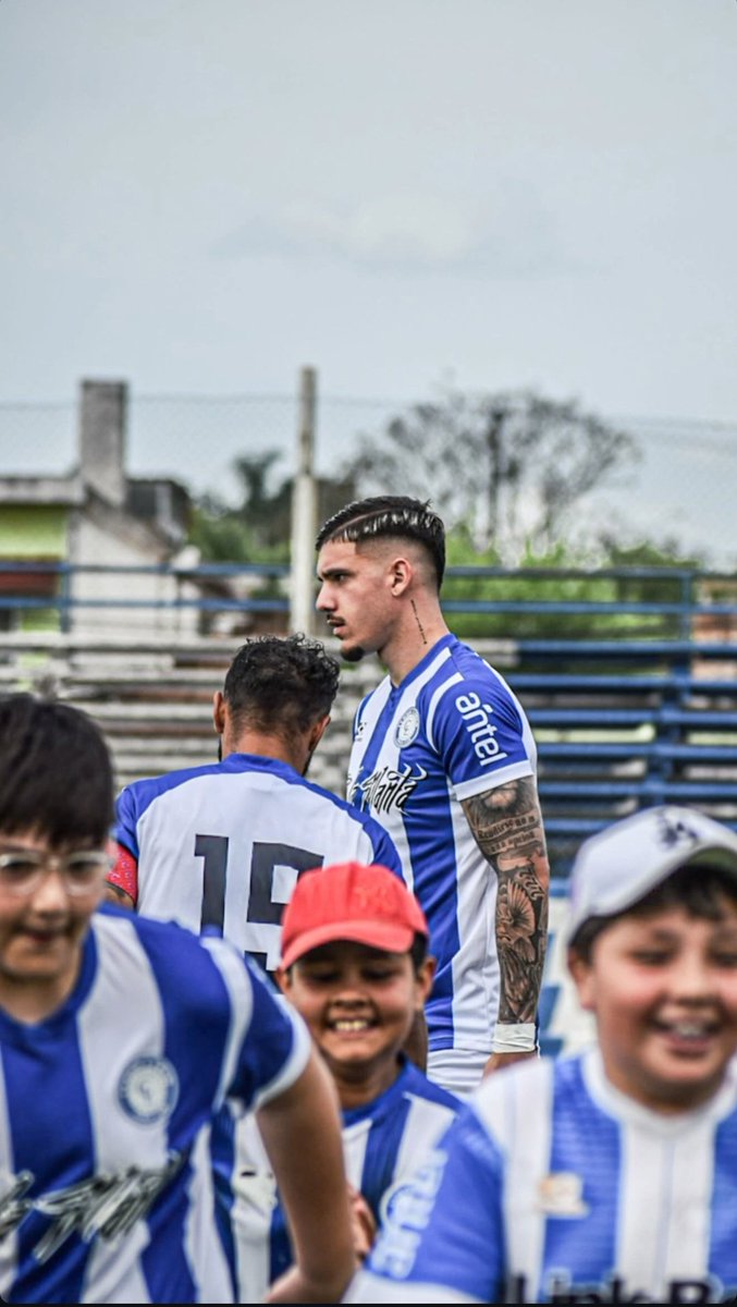 💥 Martín Gianoli vs Boston River:

➜ 1° en tiros bloqueados [2].
➜ 1° en pases largos acertados en el equipo [4].
➜ 3° en recuperaciones de balón en el equipo [10].
➜ 33 toques de balón [SOLO UN TOQUE FALLIDO]
➜ 3 duelos aéreos ganados.