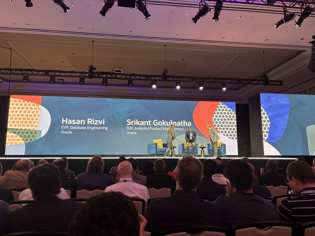 kanemoto18's tweet image. #Oracle #AIWorld Day1
Hasan Rizvi氏とSrikant Gokulnatha氏🔥

「Innovate Faster」「Scale Smarter」「Minimize Risk」
この3つのキーワードを軸に、
AIをデータの中に取り込み、スピード・拡張性・安全性を一気に引き上げるビジョンに未来の期待が高まる！！

#OCI #ERP #ADXConsulting #OAW