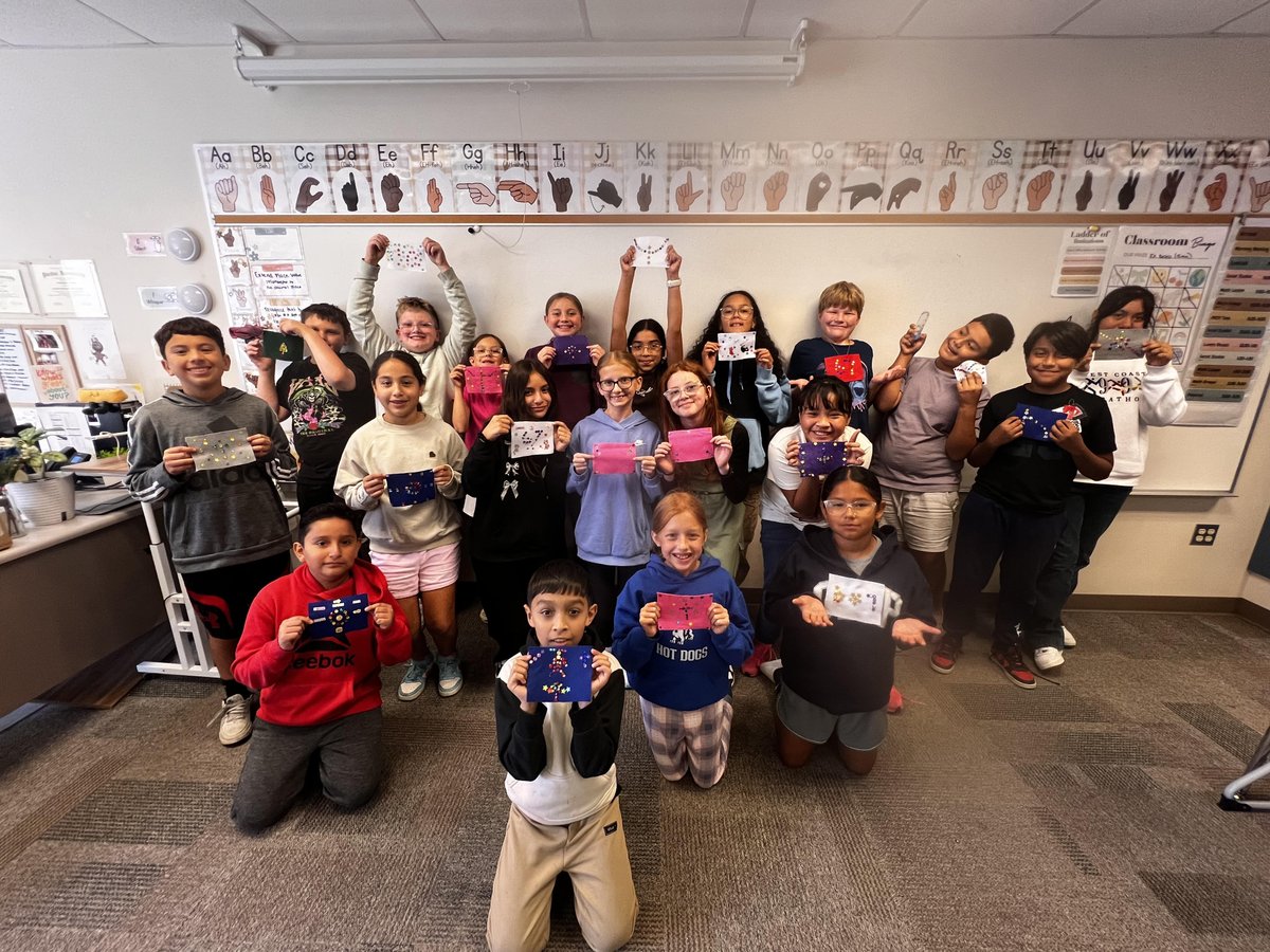 Community Schools of Frankfort (@csfhotdogs) on Twitter photo Thirty <a href="/FHSHotDogs/">Frankfort High School</a> CRASH Club members traveled to <a href="/BRP_Rockets/">Blue Ridge Primary Elementary</a>, <a href="/GMEWolves/">Green Meadows</a>, and <a href="/SuncrestElem/">Suncrest Elementary</a> to give presentations in celebration of #HispanicHeritageMonth! 64 presentations were given throughout the day, & CRASH members did a great job! 🐾 #hotdogexcellence #communitycomesfirst Thirty <a href="/FHSHotDogs/">Frankfort High School</a> CRASH Club members traveled to <a href="/BRP_Rockets/">Blue Ridge Primary Elementary</a>, <a href="/GMEWolves/">Green Meadows</a>, and <a href="/SuncrestElem/">Suncrest Elementary</a> to give presentations in celebration of #HispanicHeritageMonth! 64 presentations were given throughout the day, & CRASH members did a great job! 🐾 #hotdogexcellence #communitycomesfirst
