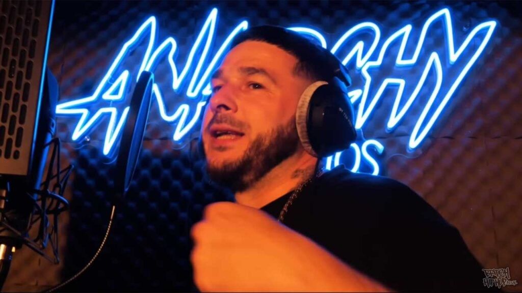 britishhiphop's tweet image. K Koke - Locked In S3 EP10 [Video] 
K Koke, a true UK rap legend, steps into Anarchy Studios for Locked In and delivers pure heat. 
#anarchystudios #kkoke #lockedin 
britishhiphop.co.uk/downloads/vide…