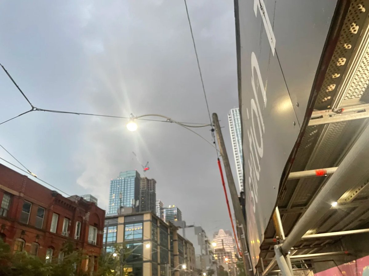 As the city is covered with dark clouds,
The sky is cloudy, the wind is heavy
The story of lightning and rain together, the city is listening silently. The sky is painting a new picture ⚡️🏙 #WeatherMood