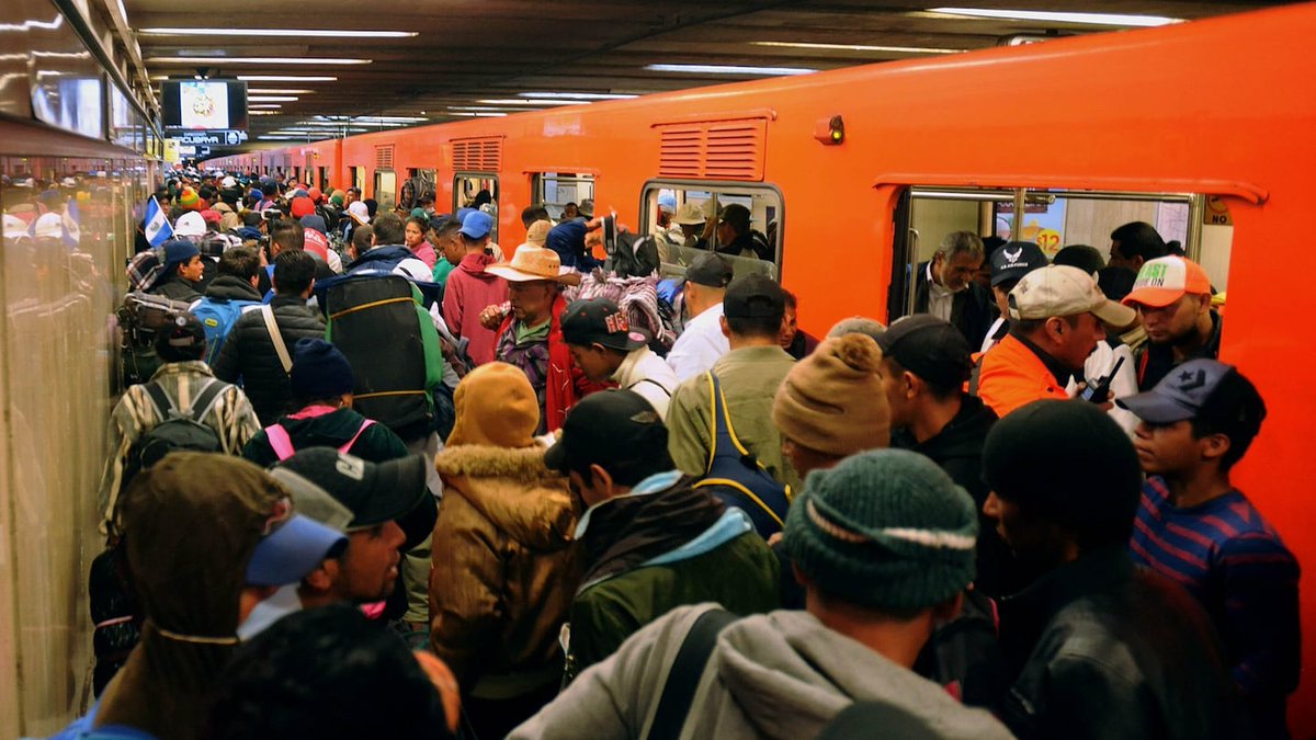 adrnetworksmx's tweet photo. 🚨 ¡Caos en el Metro CDMX!
Usuarios reportan graves retrasos en las líneas 7 y 3 esta mañana por fallas técnicas.
Lee la nota completa aquí 👉https://t.co/THScvZavlT
#MetroCDMX #CDMX #NoticiasCDMX #Movilidad #Línea7 #Línea3 #ADRNetworks #TransportePúblico https://t.co/eiITvFKu9J