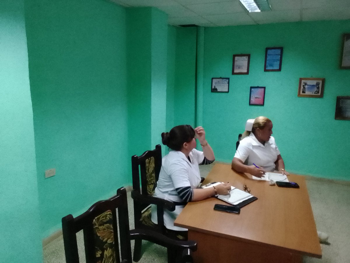 <a href="/Alexpersanchez/">Alexis Pérez Sánchez</a> #Jobabo el consejo de dirección de la DGMS emite una felicitación a todos los egresados por su calidad en los exámenes Estatales de Medicina de 6to año,reconociendo el trabajo de todos los docentes y el apoyo de los padres y familiares..
#CubaEduca  #JobaboPorLaSalud