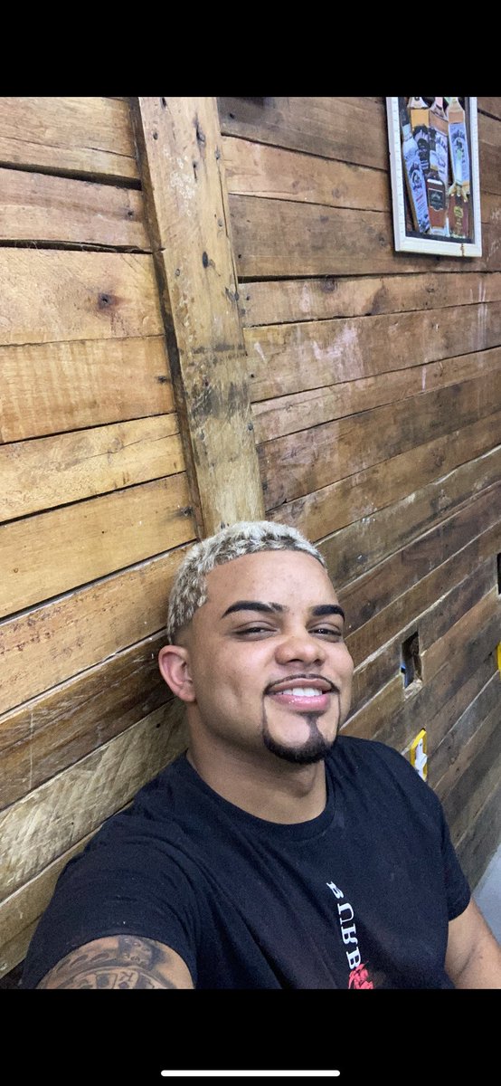 azamar02's tweet photo. Nunca se curve diante a covardia!! 🧏🏽‍♂️ https://t.co/Q5NTrXoqBU