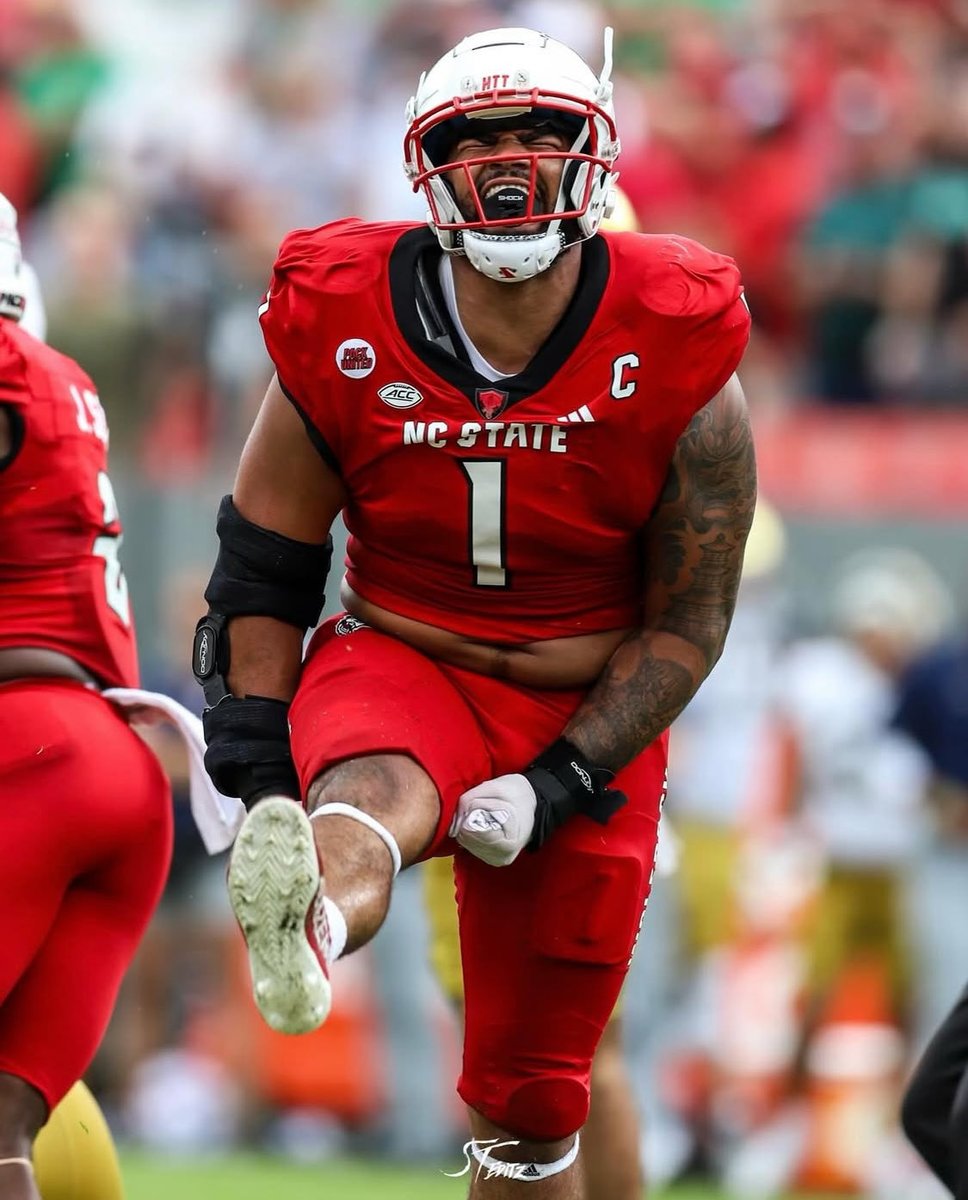 IsaacChukwurah1's tweet image. #AGTG After a great conversation with @coachwiles and @elisha_shaw I am blessed to say that I have EARNED a Division 1 Offer from @PackFootball #1Pack1Goal 🐺❤️🤍