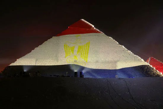 ادخلوها بسلام آمنين.. الأهرامات تحتفى بقمة شرم الشيخ #اتفاق_شرم_الشيخ 