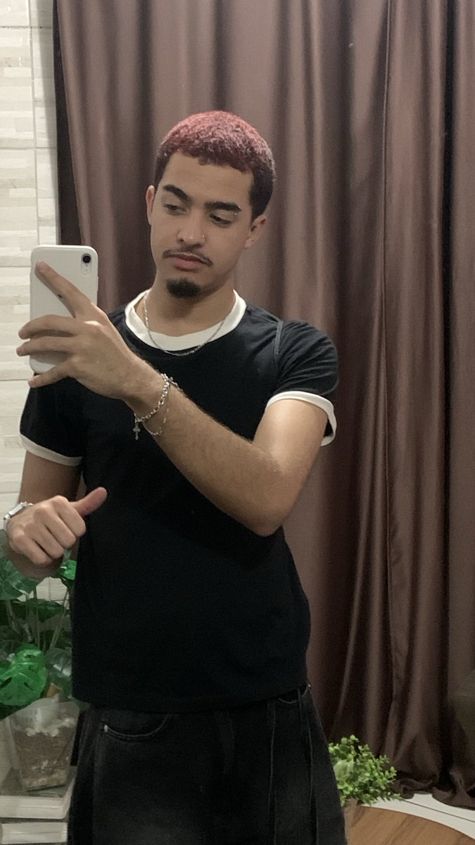 3enz1n's tweet photo. Exaltar a minha nova skin https://t.co/Eh1kAh0mvz