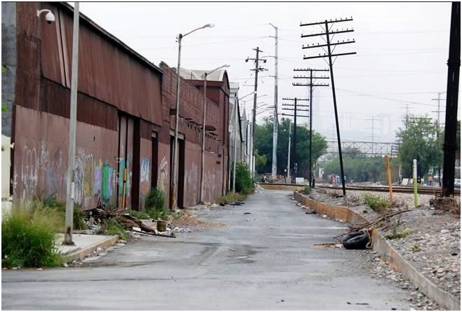 Que asi le dijeran al alcalde de #Monterrey este señor el que dice que muchos lo aceptan el que dice #aquiseresuelve que tambien hay que visitar mas las calles y que vea los baches y avenidas asi como puentes hechos un asco El Rube no se diga años sin luz por debajo y sin pintar.