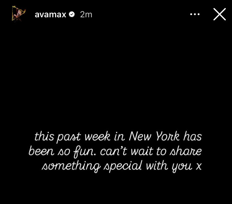 avamaxxinfo's tweet image. So Ava Max what happened to this? 🤥