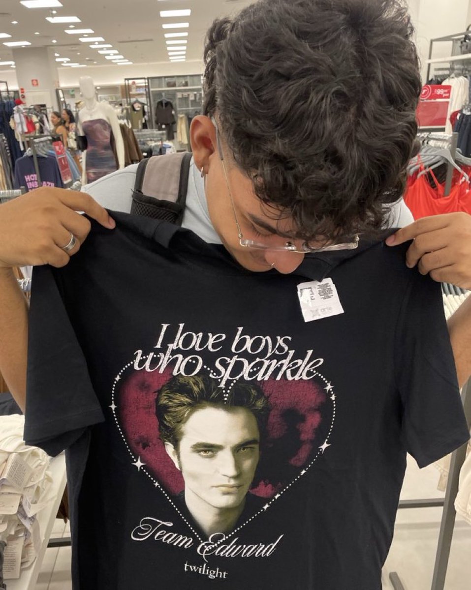 safetydant's tweet image. #teamedward