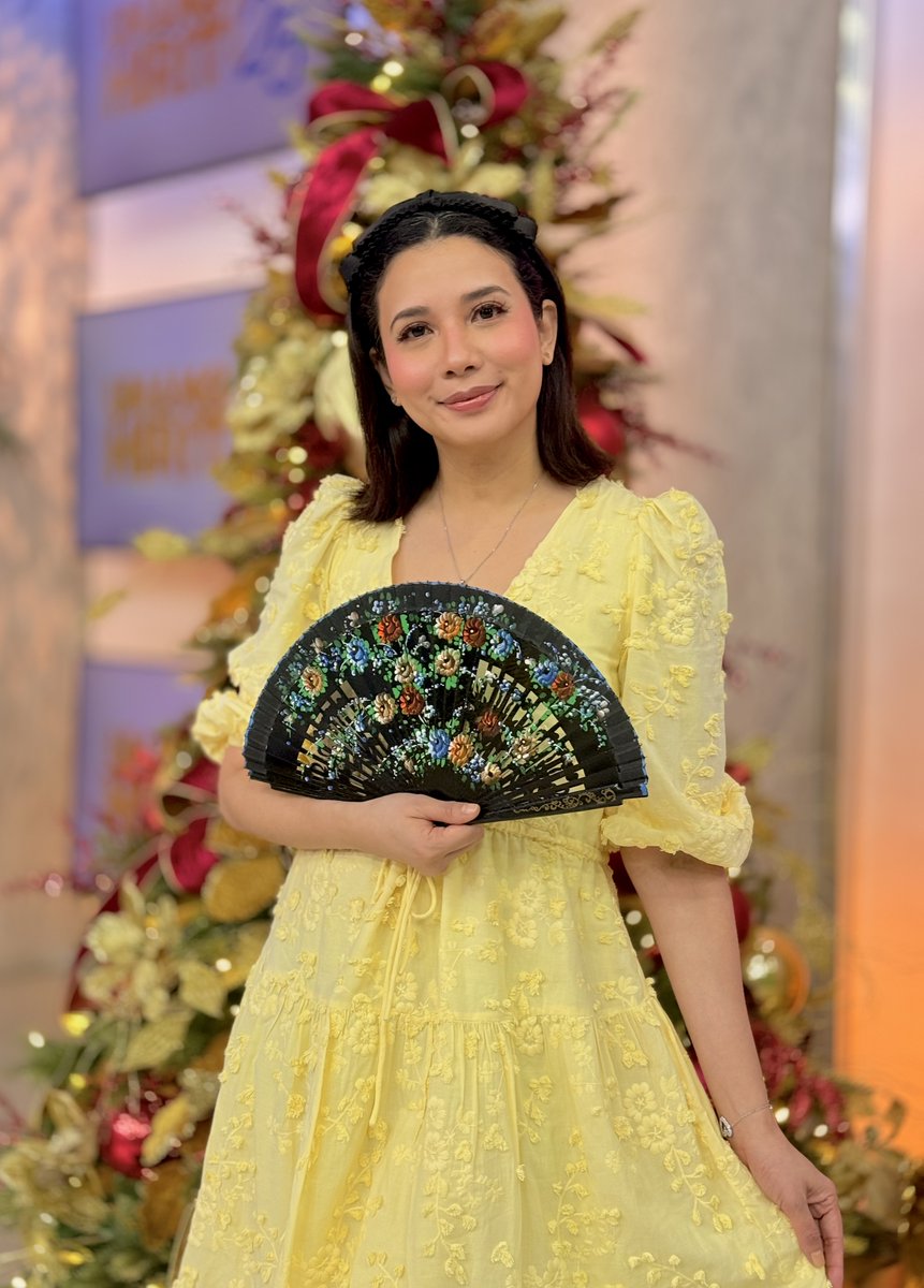UnangHirit's tweet photo. Good morning, KARYLLE! 🩵💛

Doña Aurora Quezon visuals this morning! 

Tumutok na sa inyong telebisyon maging sa #UnangHirit livestream sa Facebook, TikTok at YouTube!

Araw-araw tumutok sa inyong pambansang morning show kung saan laging una ka– #UnangHirit! https://t.co/2zqGICLU00