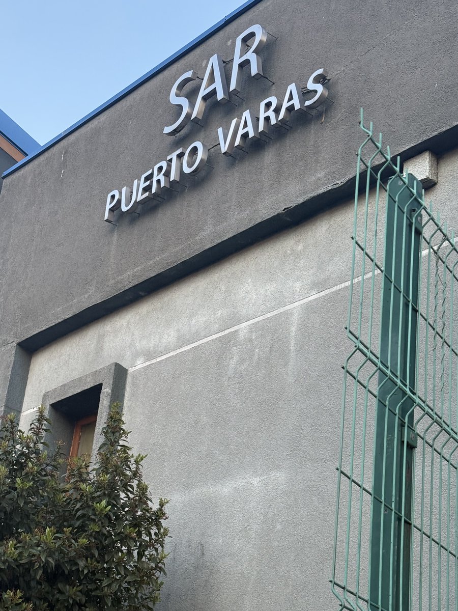 Salud primaria en Puerto Varas , largas esperas más de 3 horas , falta de médicos. Falta de plata no creo , en una comuna que tiene un presupuesto municipal de 32 mil millones de pesos al año.
Menos discursos y mas plata para salud ⁦<a href="/muniptovaras/">Municipio Puerto Varas</a>⁩