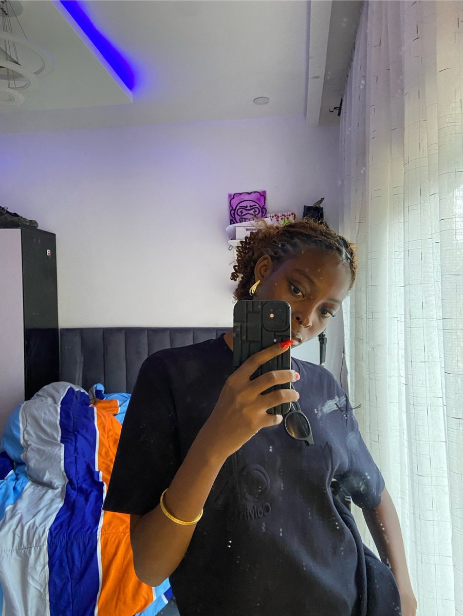 Busayo tweet media