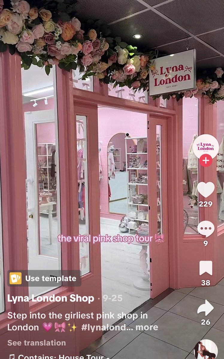 LON0044's tweet photo. 🎀✨ Lyna London Shop – Notting Hill ✨🎀
ادخلي عالم وردي حا��ِم في نوتنغ هيل 💗
من الديكور للملابس والإكسسوارات، كل زاوية بالمحل تصرخ أنوثة وجمال 🌸
💫 تجربة تسوّق كيوت ومثالية لعشاق اللون الوردي والتفاصيل الناعمة 🛍️
📍الموقع: نوتنغ هيل – لندن
🚇 أقرب محطة : Notting Hill Gate Sta https://t.co/ZQLrn9dpfh