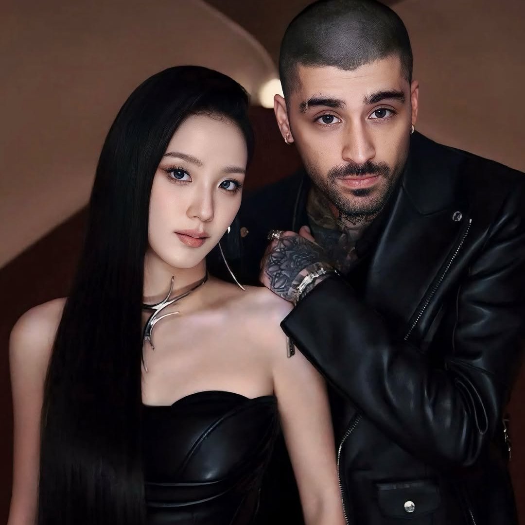 SeriesBrasil's tweet image. Zayn aclama JISOO em nova postagem:
"Jisooโฆ vocรช รฉ uma lenda absoluta, adorei cada parte dessa colaboraรงรฃo e obrigado por me fazer o pai mais descolado de todos. ๐คฃโค๏ธ"