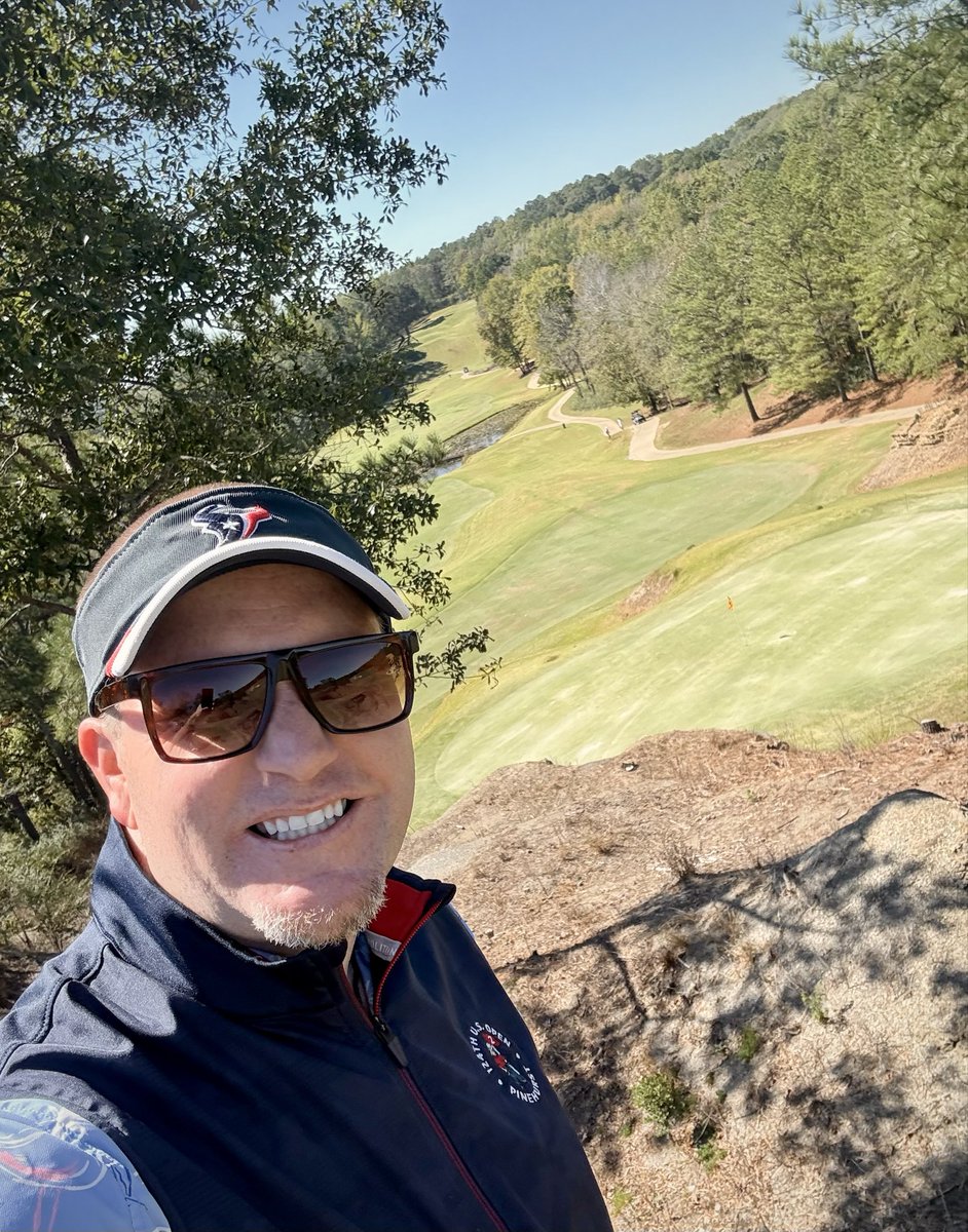 MikeWilkinson09's tweet photo. If you live in Alabama and enjoy golfing, do yourself a favor and go get an RTJ Trail Card! I can’t speak highly enough about the value that it provides. Checked another beautiful course off the list today at Oxmoor Valley. #Golf⛳️ https://t.co/ryDbmy68d0
