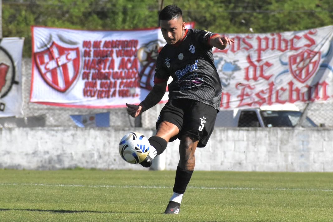 👊🏻 Postales del triunfo 2-1 ante Cañuelas

¡TODOS JUNTOS! ⚔️⚪️⚫️