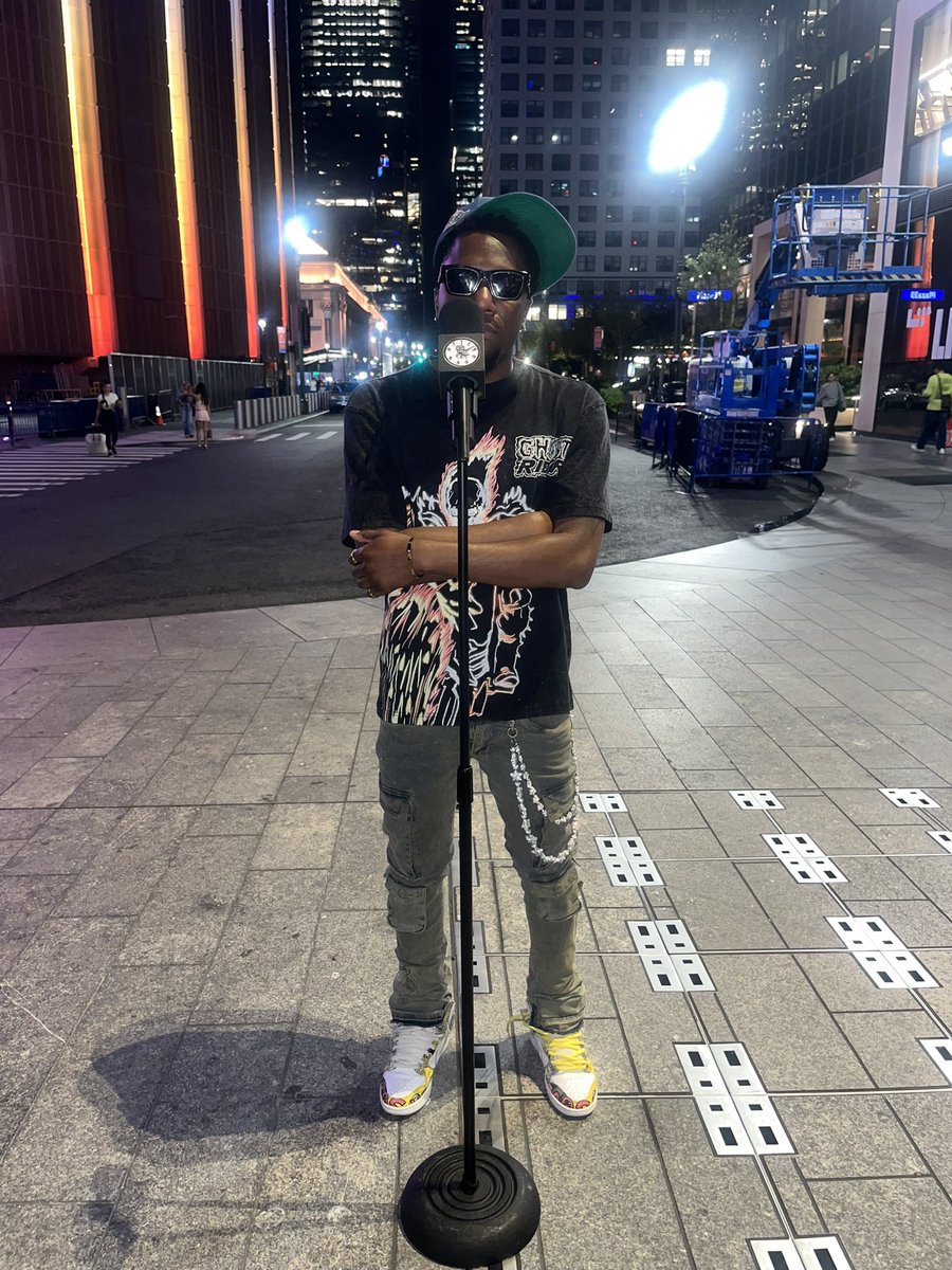 LOEAdde's tweet image. “Rainbow 🌈 &amp;amp; shade coverin’ up the game and these niggas refusing to stand in the mirror”

S/O the After Hours Show for having me 🗺️. This song is entitled “Nut$hell” , unreleased off my very FINAL EP . It gets better from there 🌱🗺️