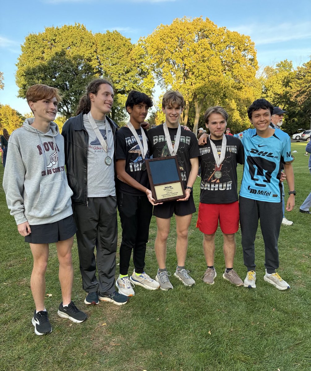 Today our ⁦<a href="/NovaClassical/">Nova Classical Academy</a>⁩ boys won their 11th straight conference title. Girls finished 3rd, their 12th straight top 3 finish!