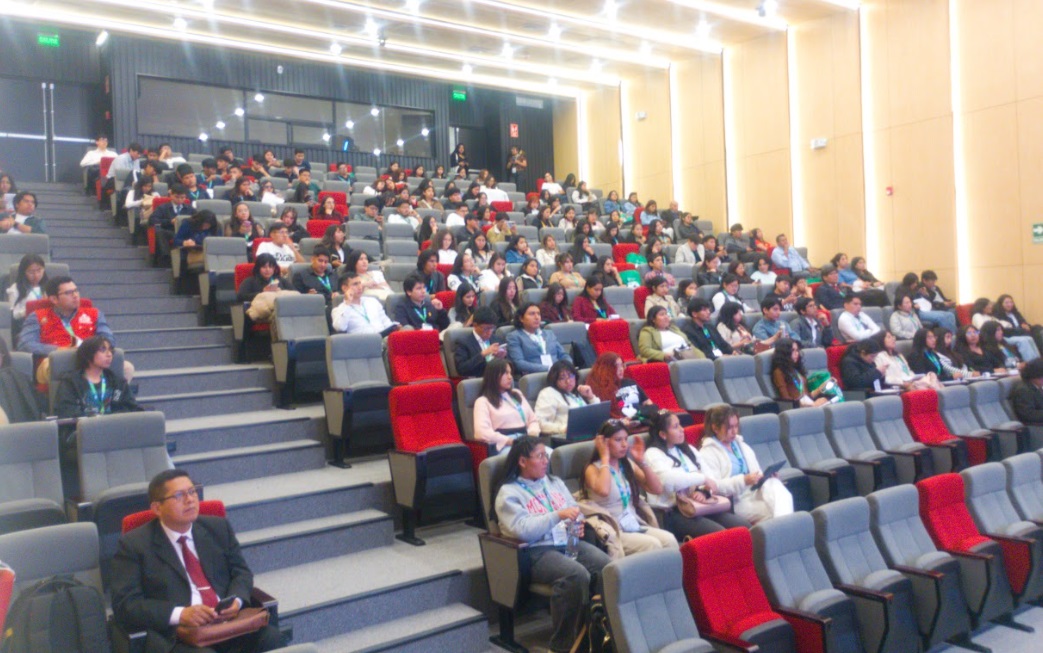 JNE_Peru's tweet photo. Especialistas de #INFOgob estuvieron presentes en el VII Congreso Nacional de Ciencia Política – CONACIP, realizado en la ciudad de Arequipa, con el objetivo de dar a conocer a la comunidad politológica del país, los avances y resultados del Proyecto “Reto INFOgob 2025”. https://t.co/fTXFJMVzYC
