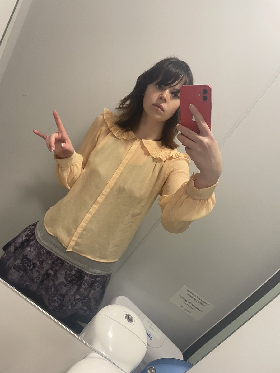 bby2cup's tweet photo. My favourite skirt https://t.co/LSNFUQTgSv
