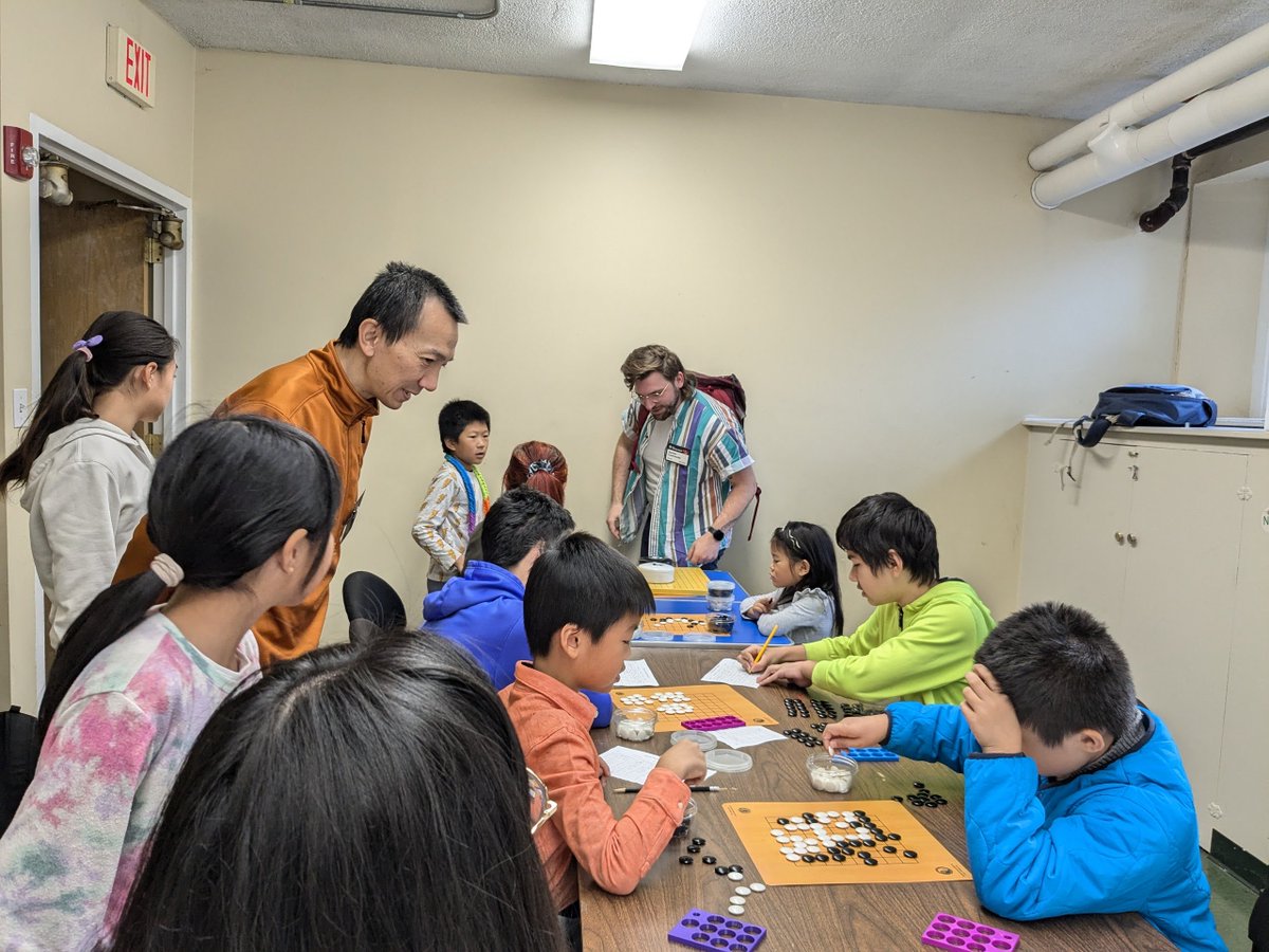 goandmath's tweet image. Join our 2025 Fall Chicago Go Tournament -- Rapid and Youth Novice tournament. Scan QR code to register.