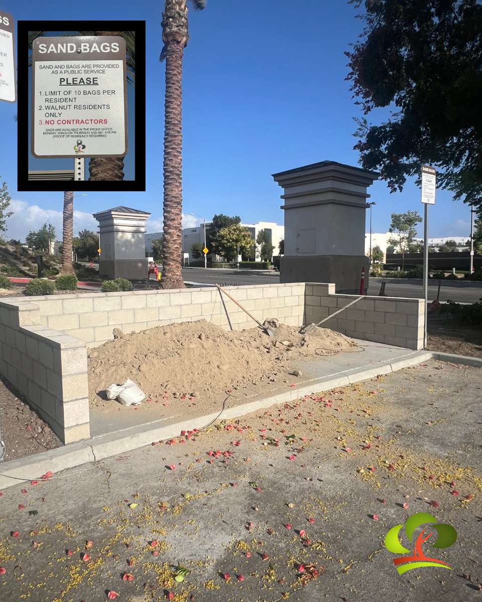 🌧 Weather Alert 💧

Rain is expected in the forecast tonight through tomorrow.

🌧Sandbags are available at:

📍Walnut City Yard located at 21701 Valley Blvd.

Empty sand bags and a shovel are available for residents to stop by from 8 a.m. - 5 p.m. Monday - Thursday.
