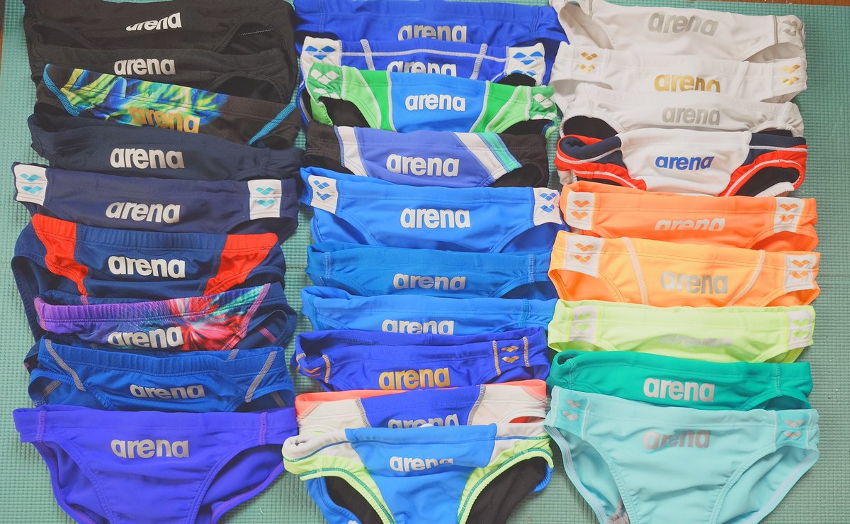 誤って以前にあげたarenaVパンのポスト削除してしまいました。いいねやコメント、ブックマークいただいてた方申し訳ありません
同じ写真再度あげます。

ポストした7月以降、気がつけばまた増えちゃったので、他の投稿と合わせて再編集し直す予定です、coming soon..
#Vパン #競パン #arena #海パン