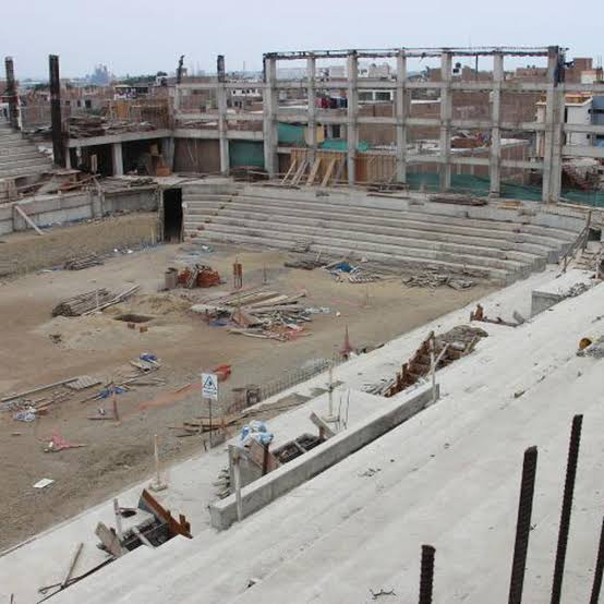 Solo diremos esto:
EX COMPLEJO CHICAGO
MAS DE 10 AÑOS EN EL ABANDONO
#Trujillo
#Acuña