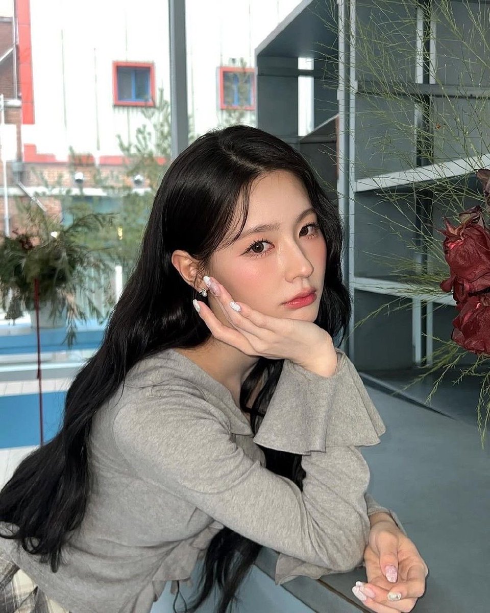 ౨ৎ𝐋𝐢𝐥y I-dle. tweet media