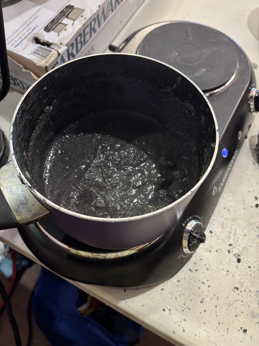 cinnamika's tweet image. Happy Indigenous Peoples’ Day!!
i been busy doing a lot for my community the last couple of weeks. today i made mush from blue corn at a public event – this is a meal from my culture. plus my work is receiving an award for our work in language revitalization within my tribe! Yay!