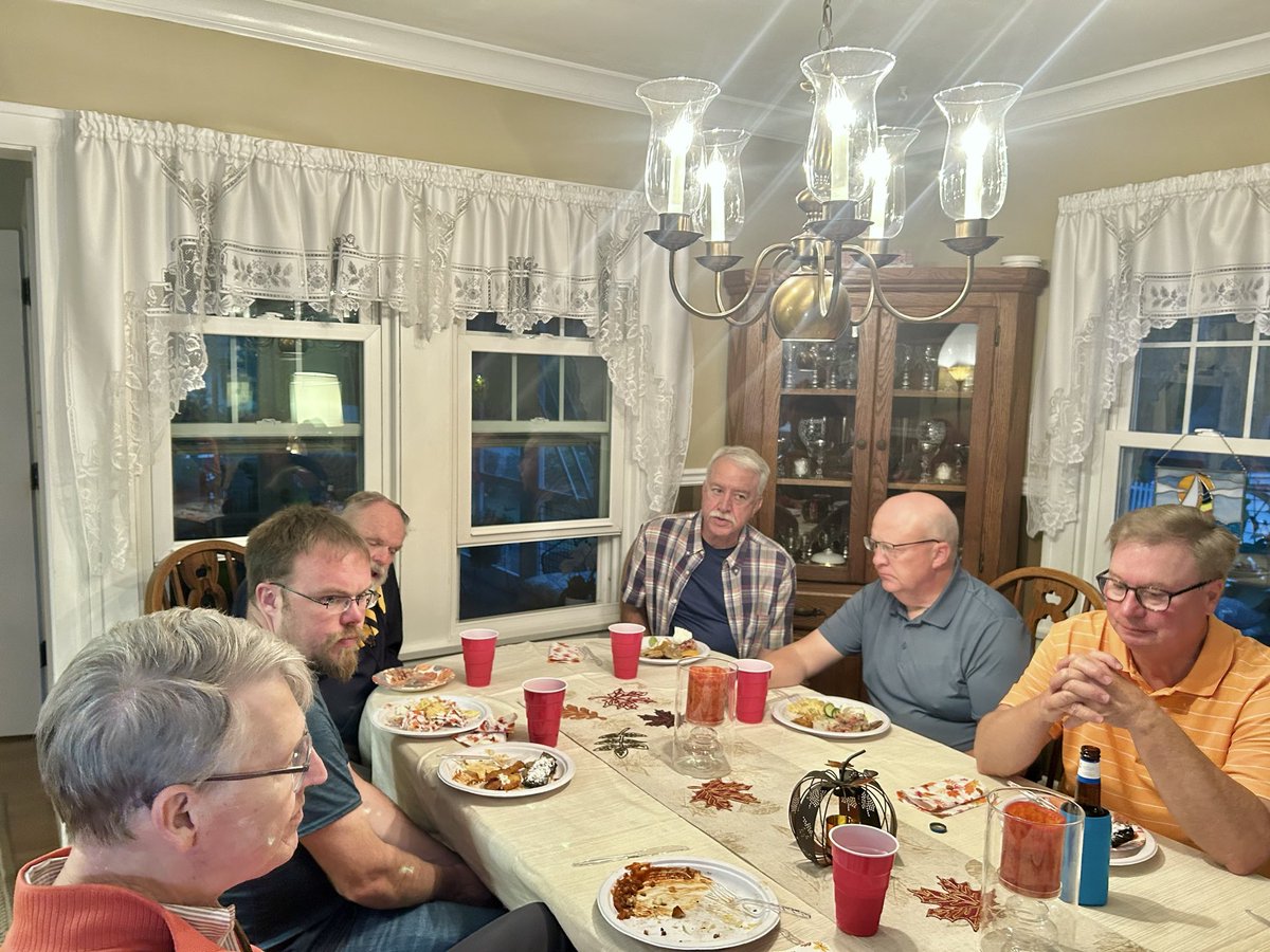 AMBirds_Decatur's tweet image. Fun evening at Herb’s Fish Fry…