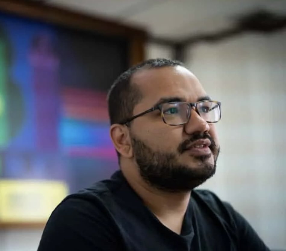 Rechazamos con profunda consternación el atentado en Colombia contra los ciudadanos venezolanos Luis Peche y Yendri Velásquez.
La violencia jamás podrá imponerse sobre la razón, la justicia ni la dignidad humana.
Nuestra solidaridad y oraciones con ellos y sus familias.