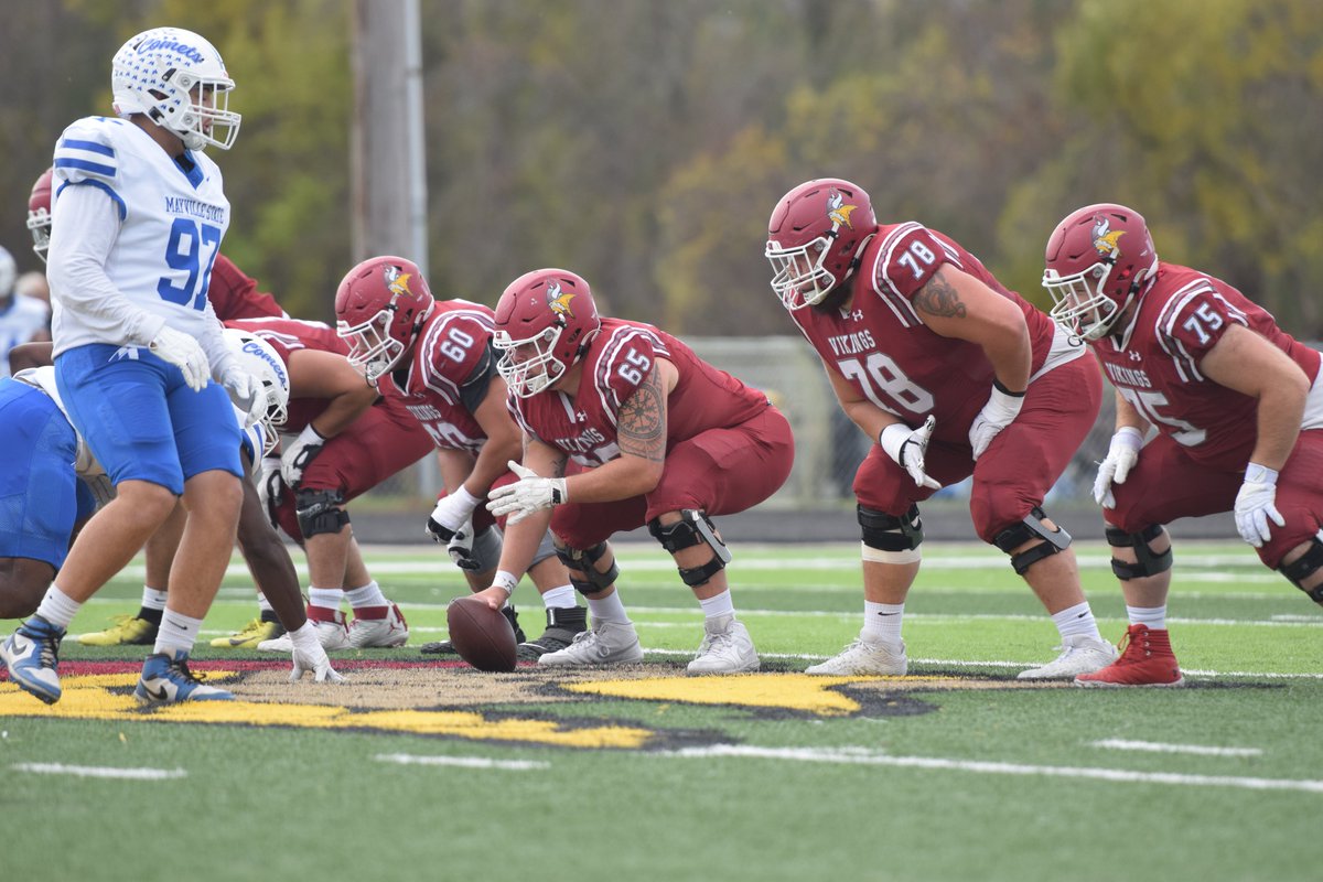 VCSU Football tweet media